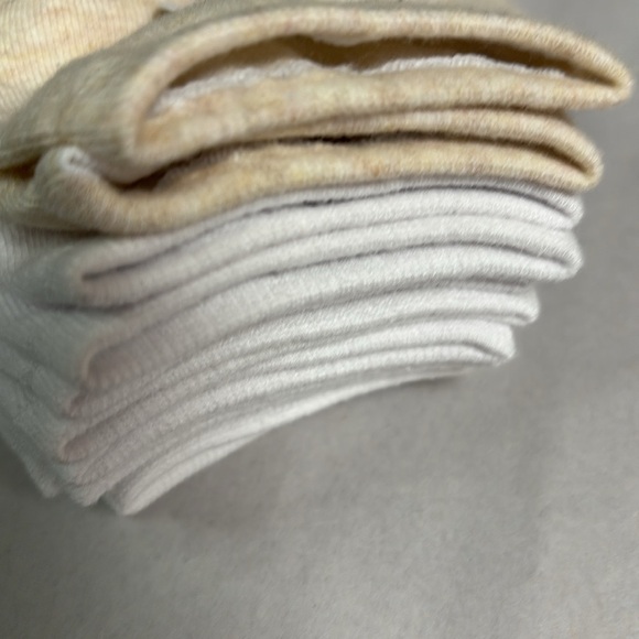 New H Halston Socks Women’s 6 Pair Tan & White Soft Quarters Casual Activewear - Picture 13 of 14